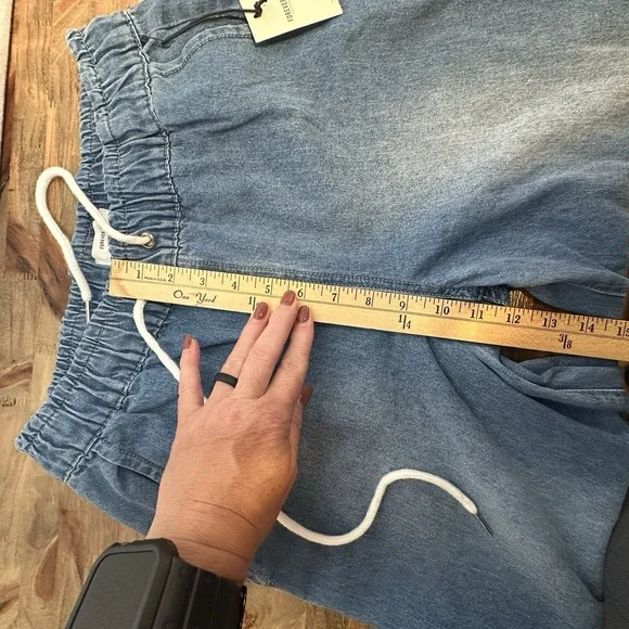 Forever 21 Womens Drawstring Blue Jean Pants Medium - Picture 7 of 8